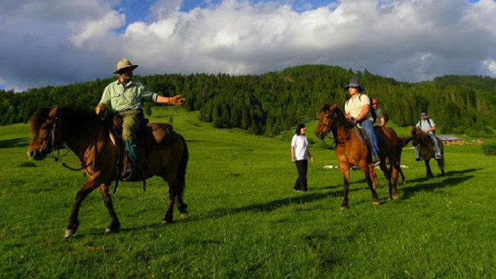 Les invitamos al “recorrido a caballo Hucul“