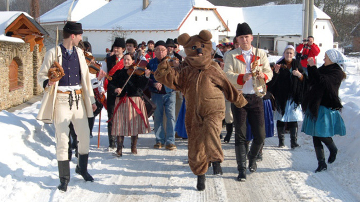 Fašiangy o Carnavales en Myjava y en Rača