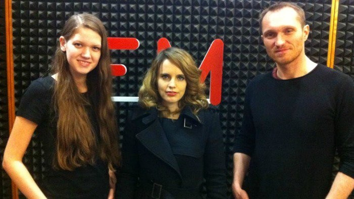 Anna Calvi v :Popo_FM