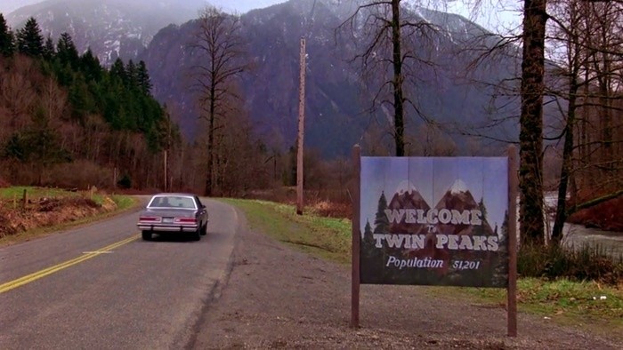 Kult, ktorý zmenil televíziu. Twin Peaks oslavuje 30 rokov