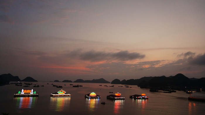 halong bay.JPG