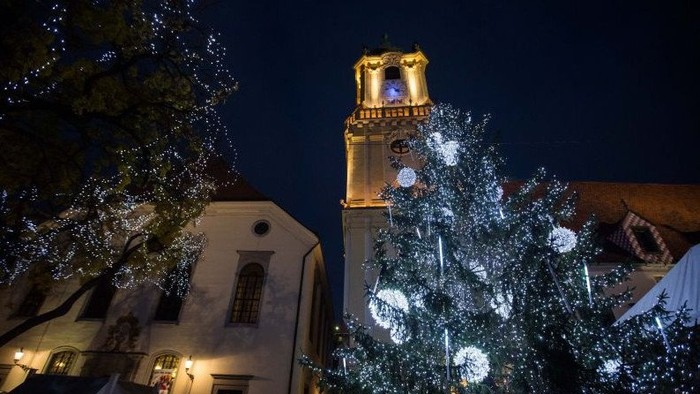 Wunderkerzenrekord eröffnet Weihnachtsmarkt