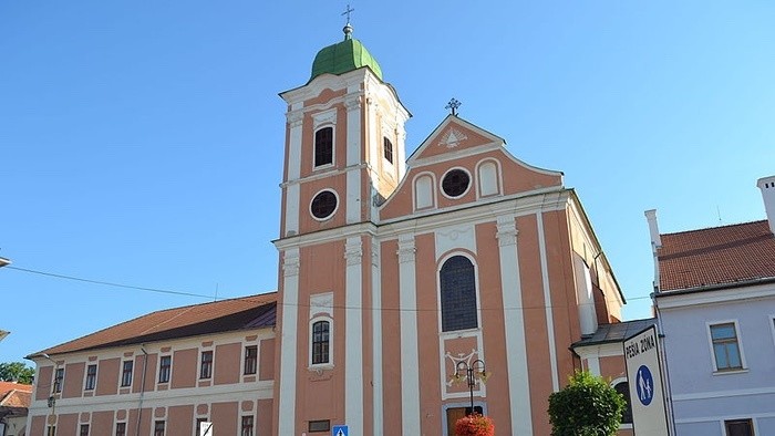 Opustený rožňavský kláštor sa zmenil na kultúrne centrum