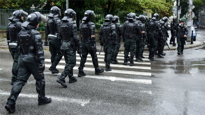 Les policiers pourraient recevoir des caméras corporelles l'année prochaine, il s'agit d'un projet pilote