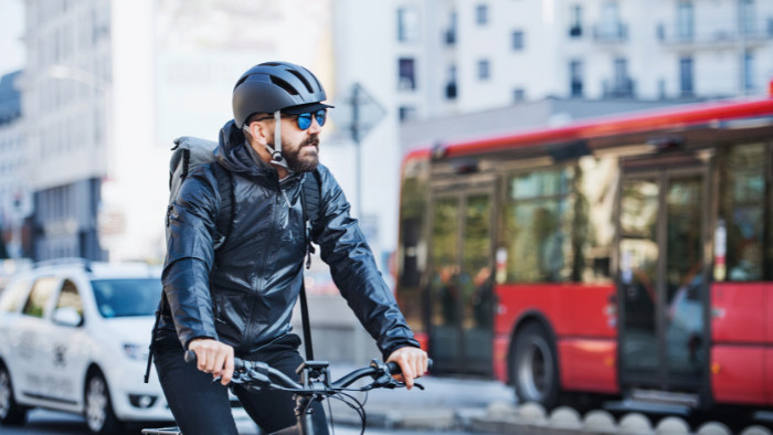 Ako zabrániť problému s cyklistami v mestách?