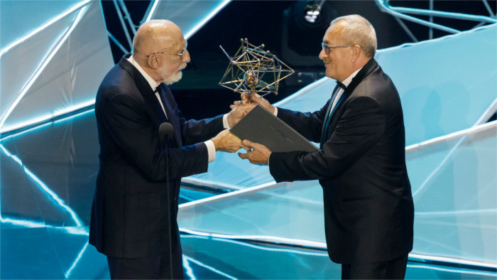 How a Nobel laureate got involved in a Slovak science award