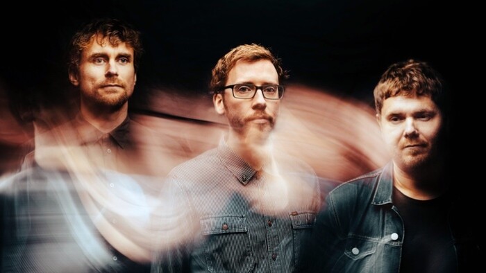 Mental_FM: GoGo Penguin, Actress aj Meemo Comma