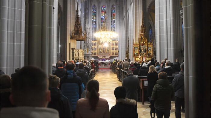 Pour ou contre la séparation de l'Église et de l'État ? 