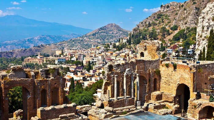 Ancient Theater in Taormina- Depositphotos_2064059_original.jpg