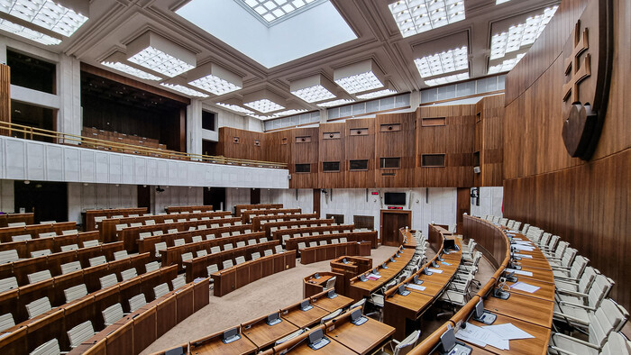 Kampaňujúce politické strany sa obávajú volebného patu