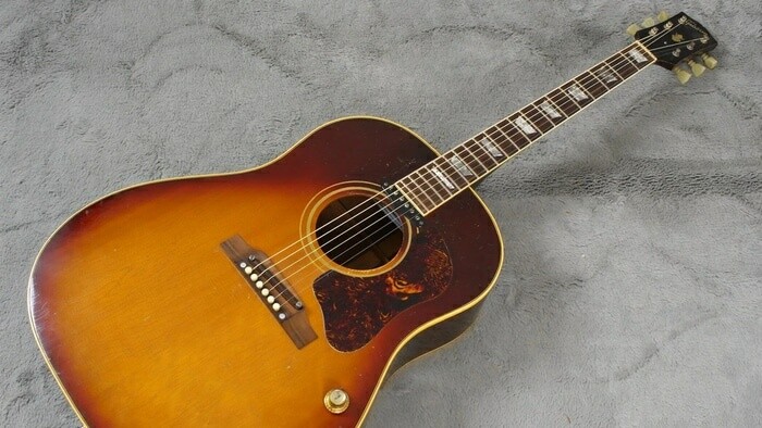 Gibson J-160E