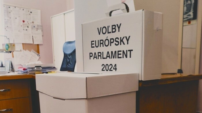 Expertos analizan los resultados de elecciones al Parlamento Europeo