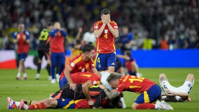 Španieli sú majstri Európy: Vo finále zdolali Anglicko a osamostatnili sa na čele historických tabuliek