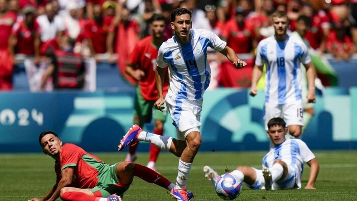 Zápas Argentíny s Marokom prerušili výtržnosti, Mascherano to označil za cirkus. Ľudia tu žijú v menšom strachu, opisuje redakto
