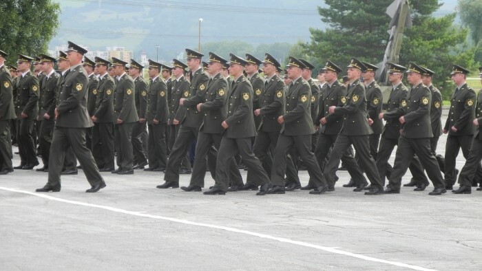 240 étudiants de première année,dont 60 femmes à l’Académie des forces armées