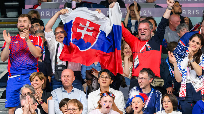 V Paríži dnes môže dvakrát znieť slovenská hymna