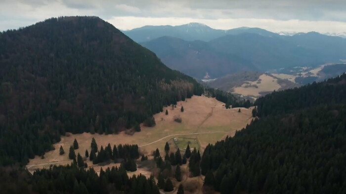 Praveký tajomný hrad na vrchu Sidorovo ponúka pohľad na celý Liptov ako na dlani