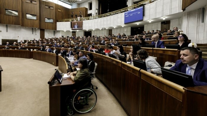 Les députés reprennent leurs travaux après la pause estivale 