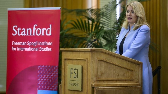 Ex presidenta Čaputová vuelve a la Universidad de Stanford