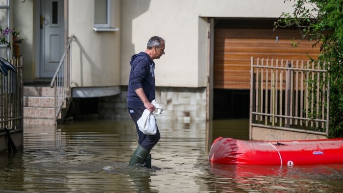 Umweltminister erwartet Hochwasserschäden in Millionenhöhe