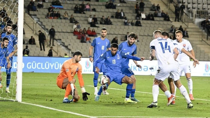 Football : la Slovaquie vs. l'Azerbaïdjan 3:1