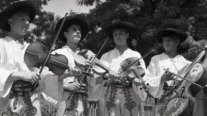 Folklór a pop