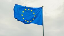 EU vlajka 16x9.jpg