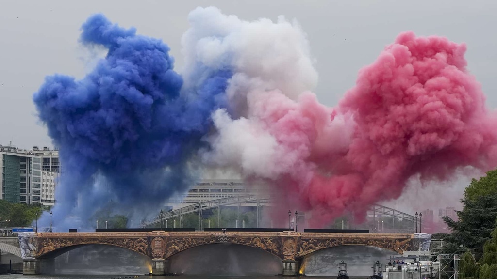 Paríž-ceremoniál-LOH-TASR-AP