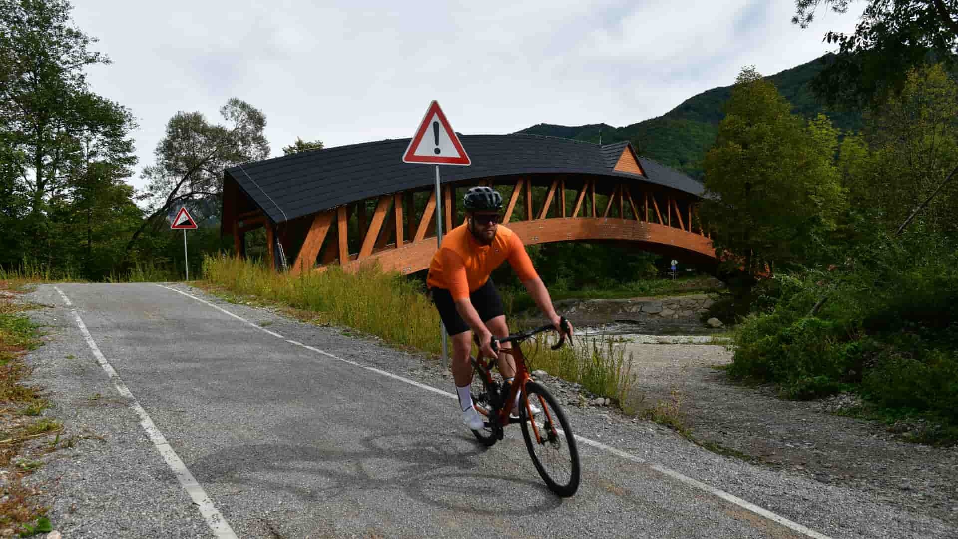 Zo Žiliny sa dostanete do Terchovej po cyklotrase, ktorá vám svojou krásou vyrazí dych