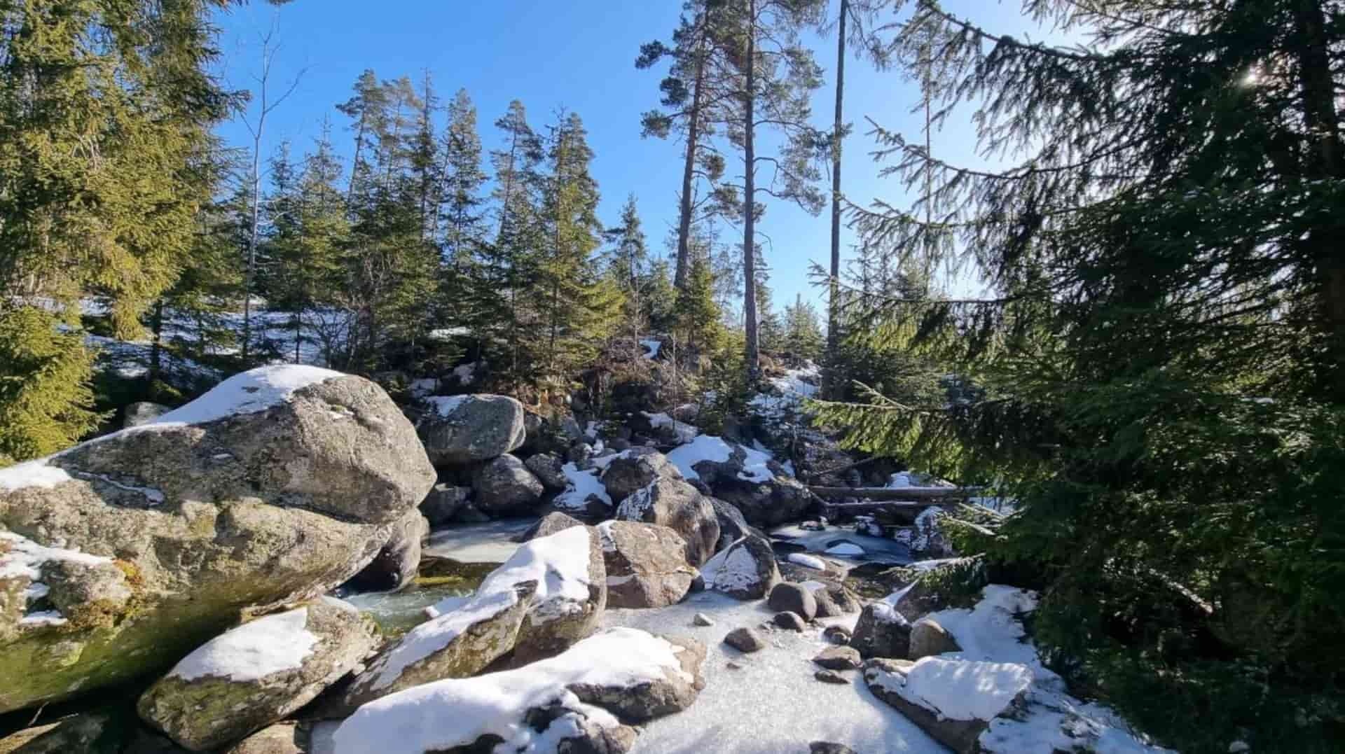 Na zimnej turistike objavíte rozhľadne, ľadopády, ale si aj zasúťažíte