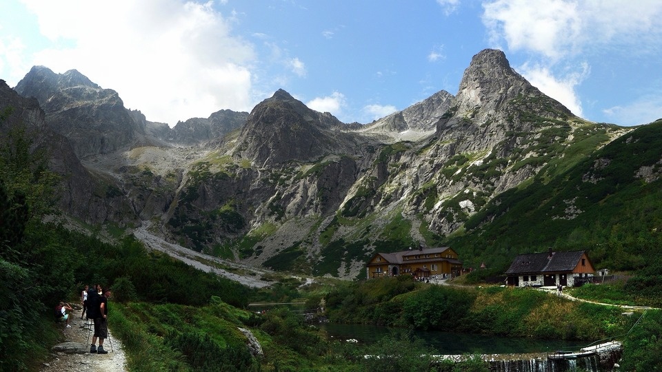 Ktoré pleso je naše najväčšie? 10 otázok, ktoré by mal zvládnuť každý Slovák