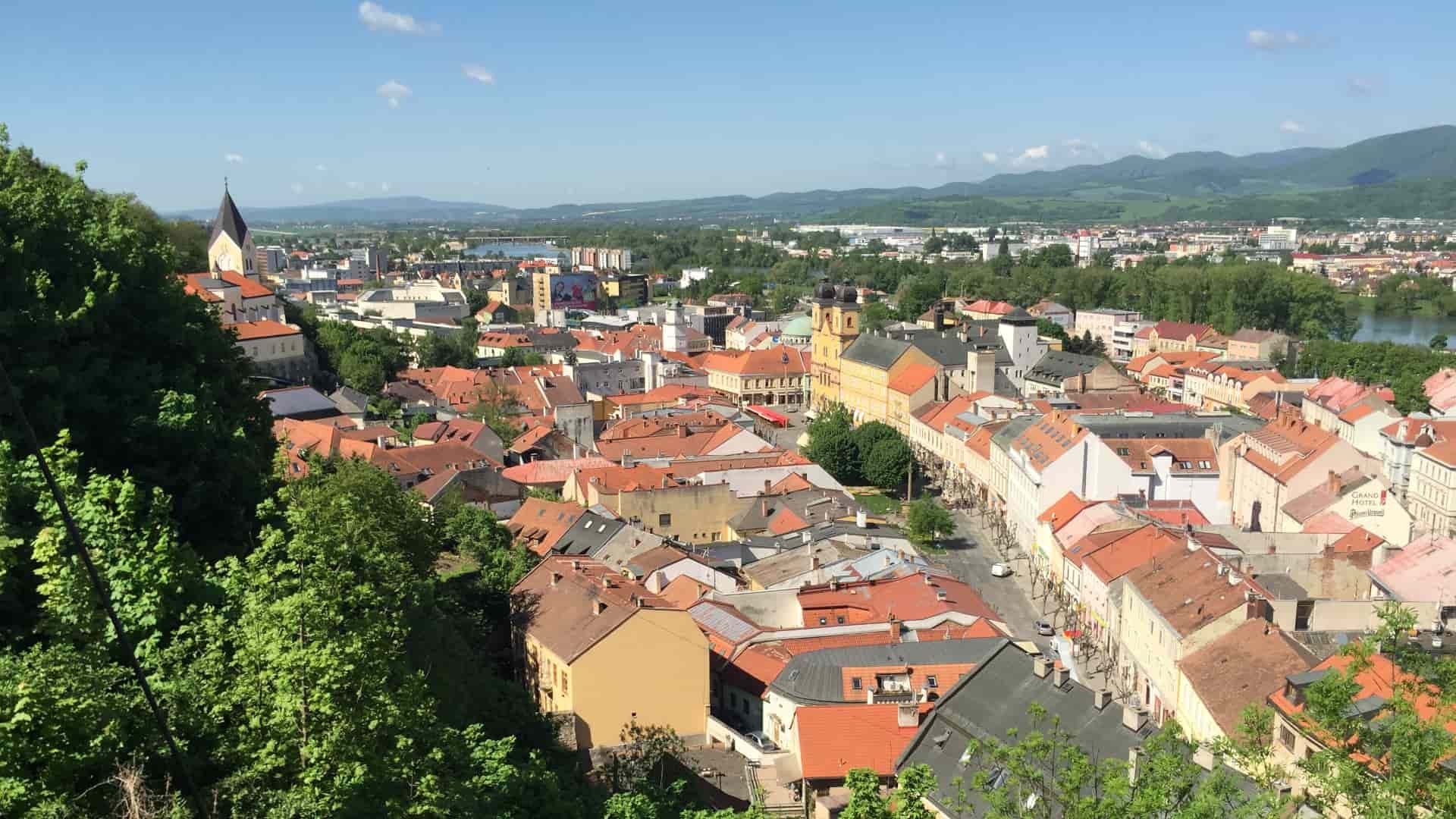 Hojdajte sa na hrade, aj na lesných vyhliadkach, akoby ste lietali