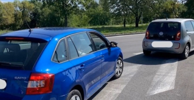 Poškodili mu auto, poisťovňa škodu nechcela preplatiť