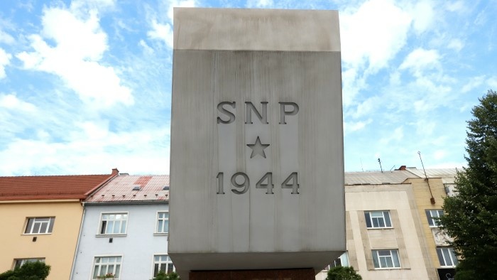 SNP80 Zvolen pamätník partizáni_TASR.jpg