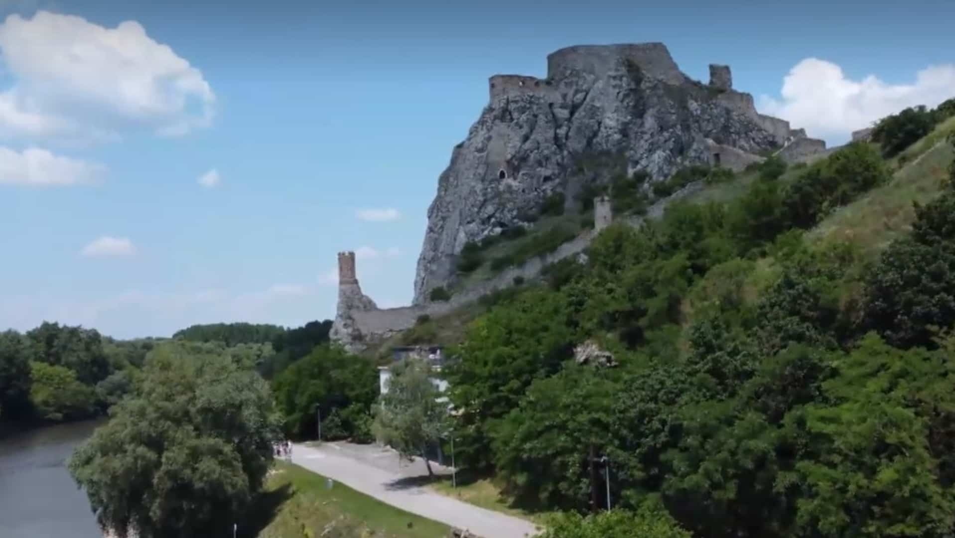 Devín-hrad-TASR