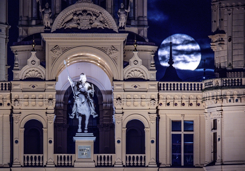 Germany_Supermoon554419976240.jpg